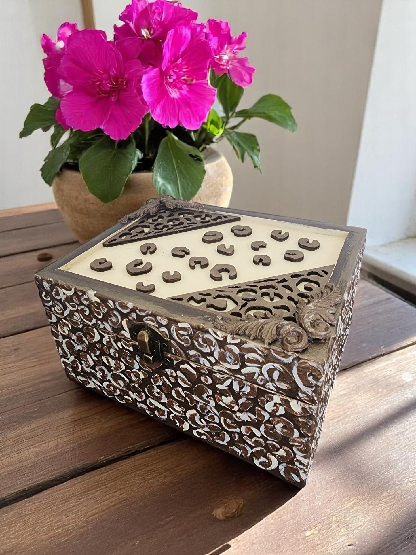 Wooden box