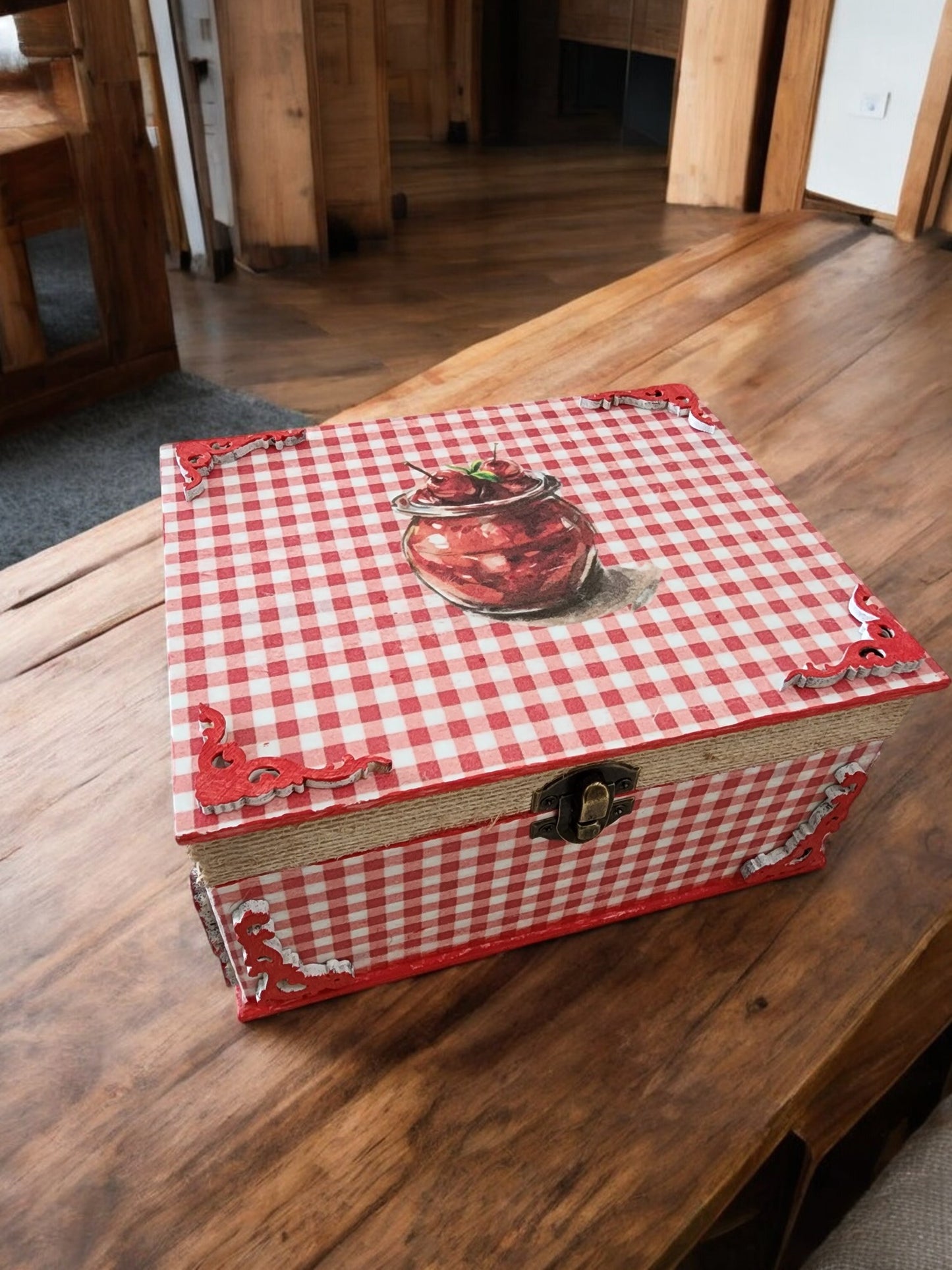 Wooden box