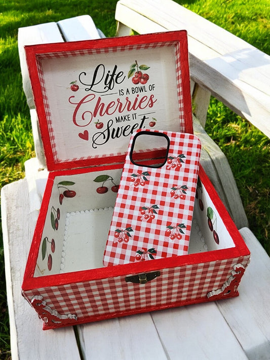 Set  wooden box + phone case