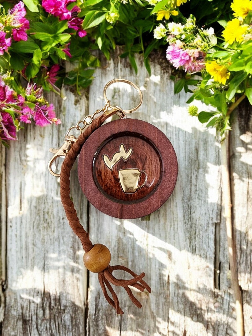 Round wooden keychain