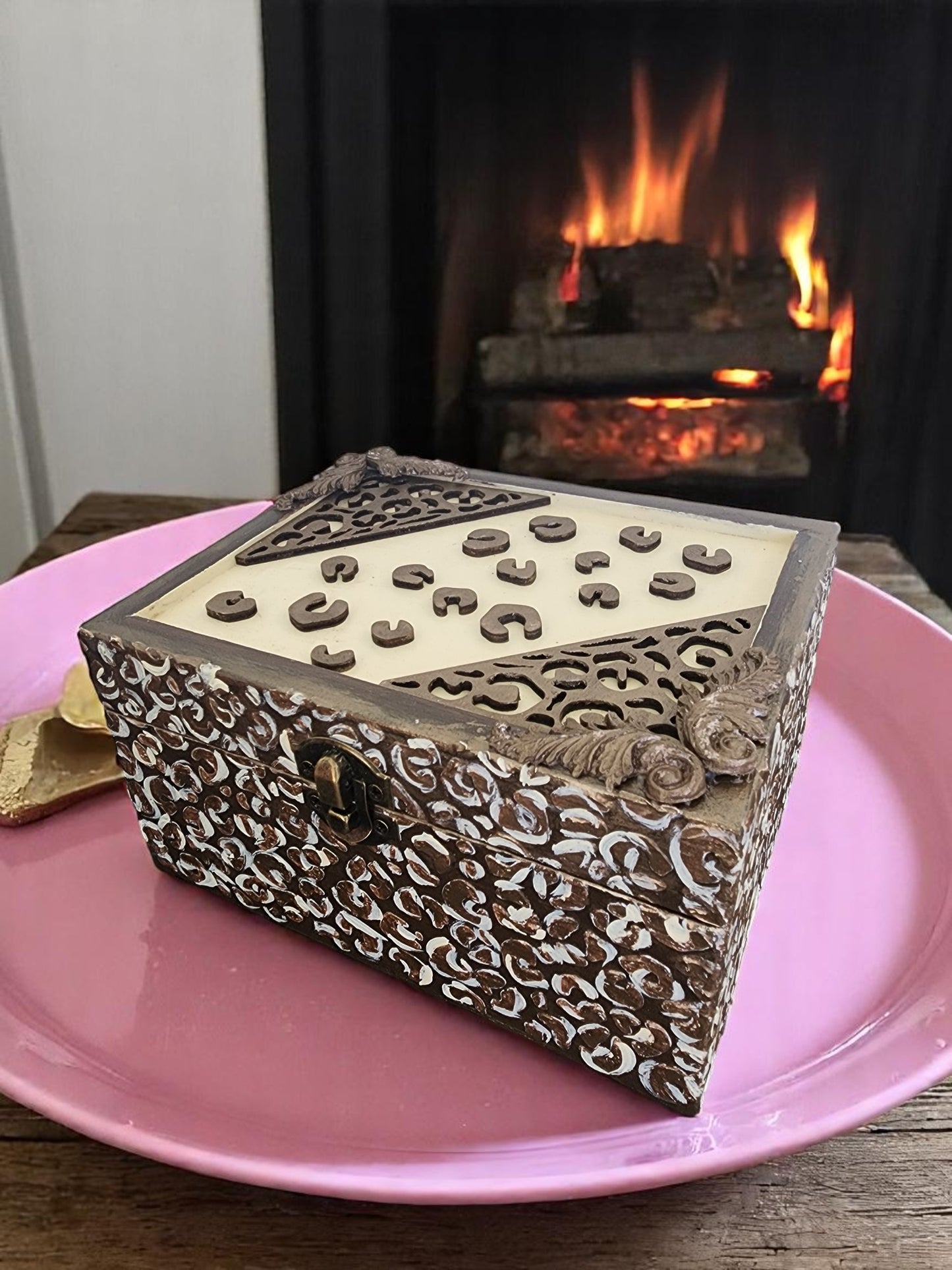 Wooden box